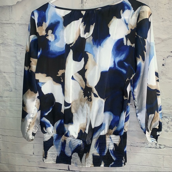 WHBM Navy, white, tan flower-patterned blouse - Picture 7 of 7